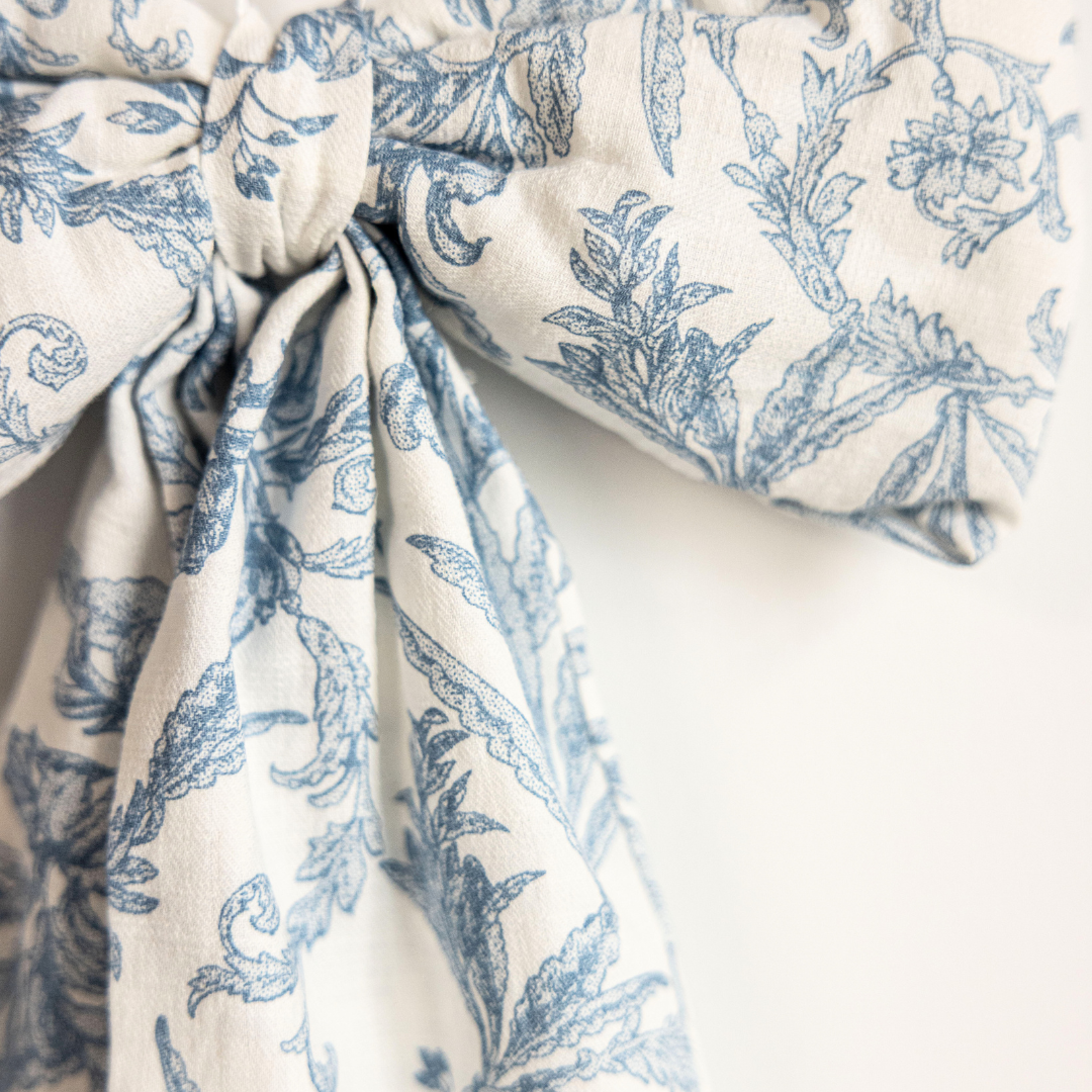 Bow Star Toile Baby Blue Fabric: Large