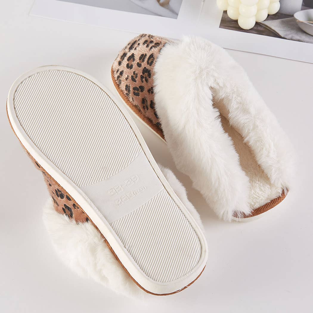 Cozy Leopard Faux Fur Lined Leopard Slippers: LEOPARD, ONE SIZE
