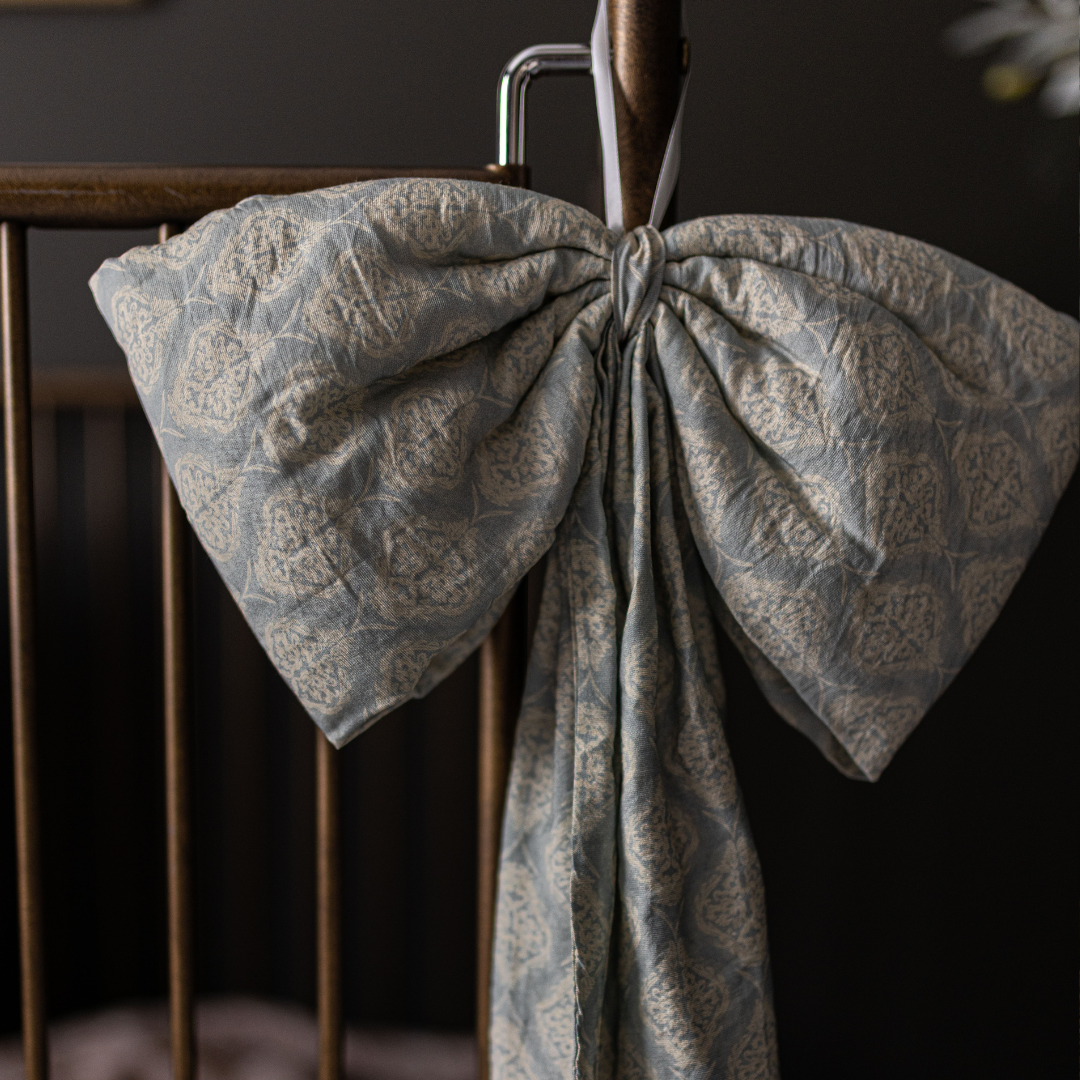 Teal Medallion Pattern Fabric Bows: Medium