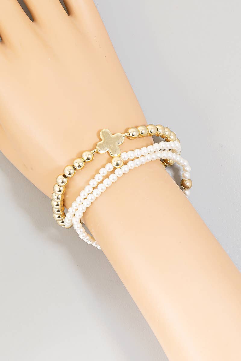 Clover Charm Pearl And Metallic Beaded Bracelet Set: GDCRM