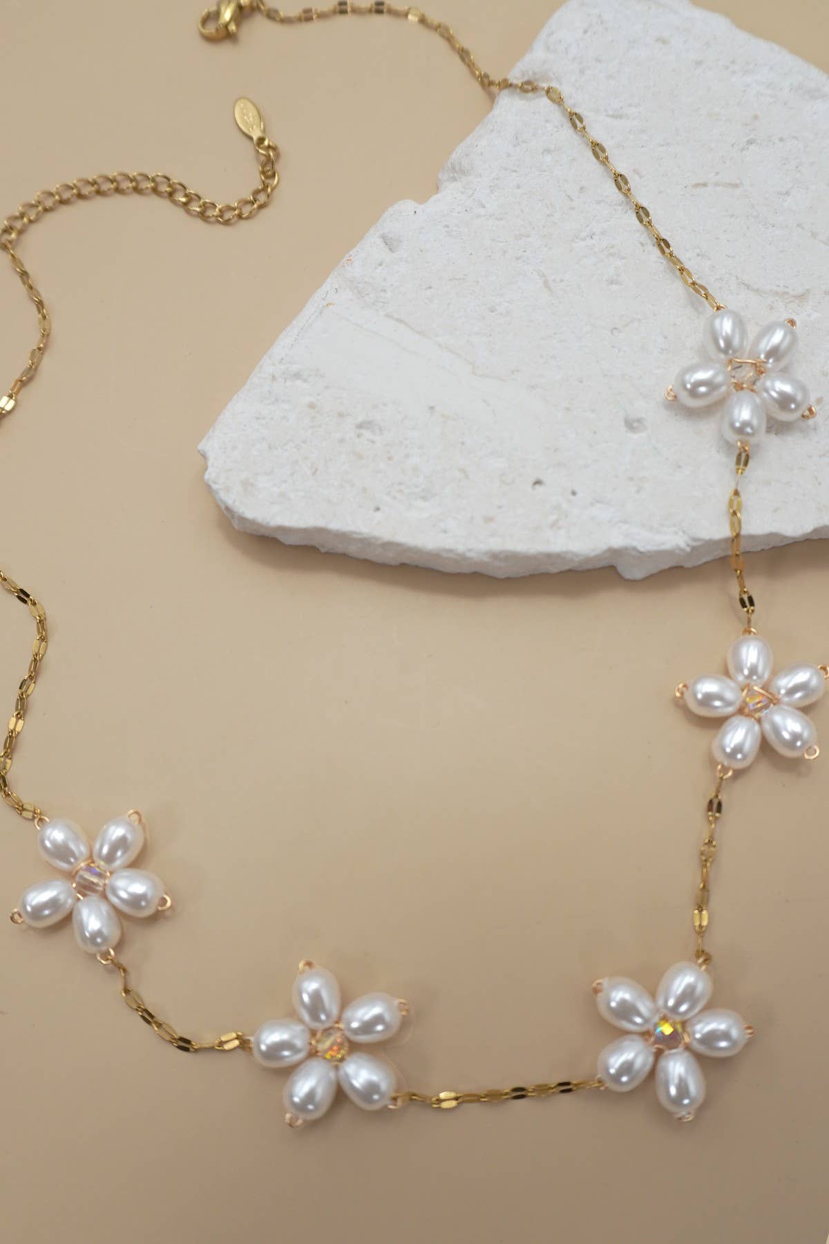 18K Stainless Steel Pearl Flower Necklace