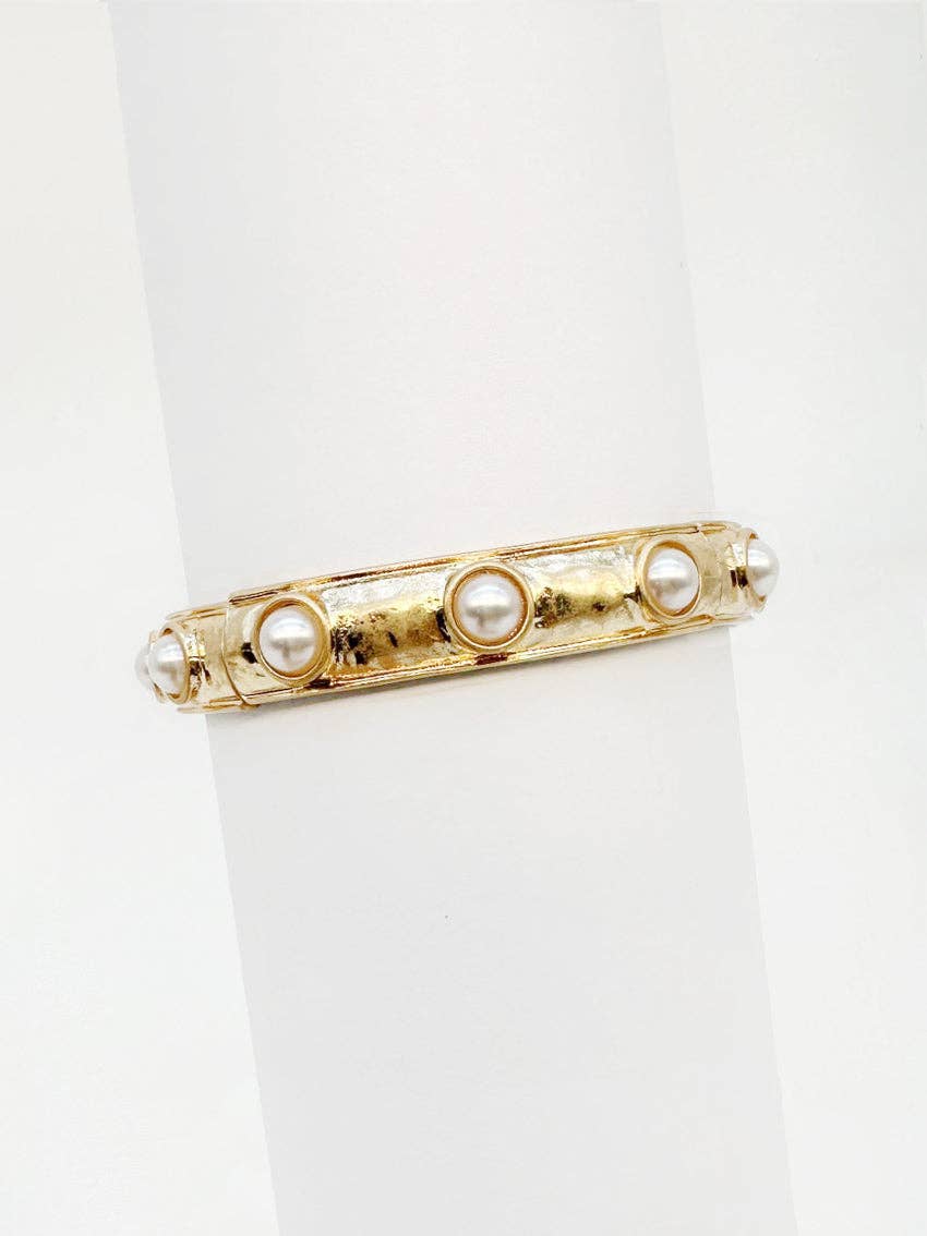 Hammered Gold with Coin Pearl Stud Stretch Bracelet