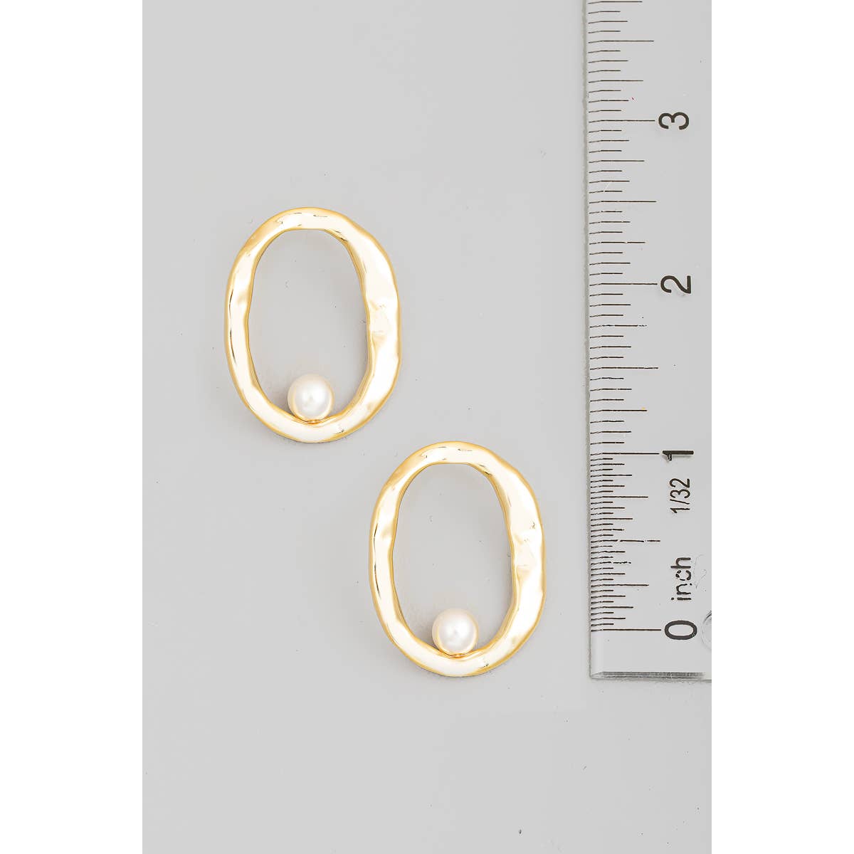 Hammered Oval Cutout Earrings: G