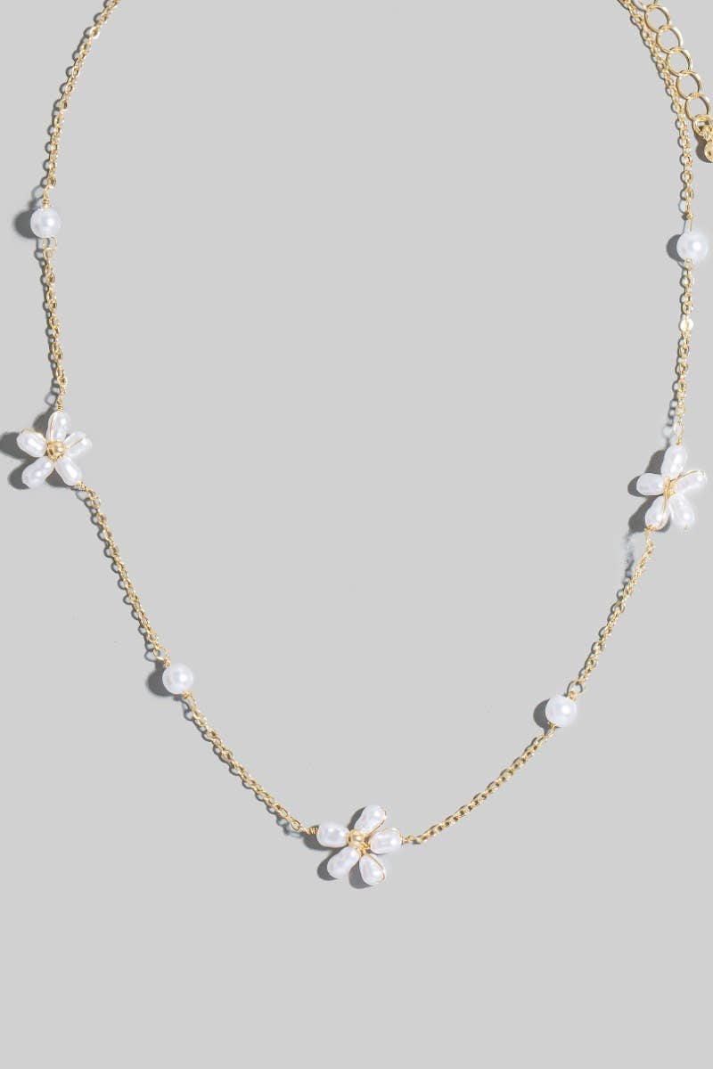 Mixed Pearl Beads Station Chain Necklace: GDCRM