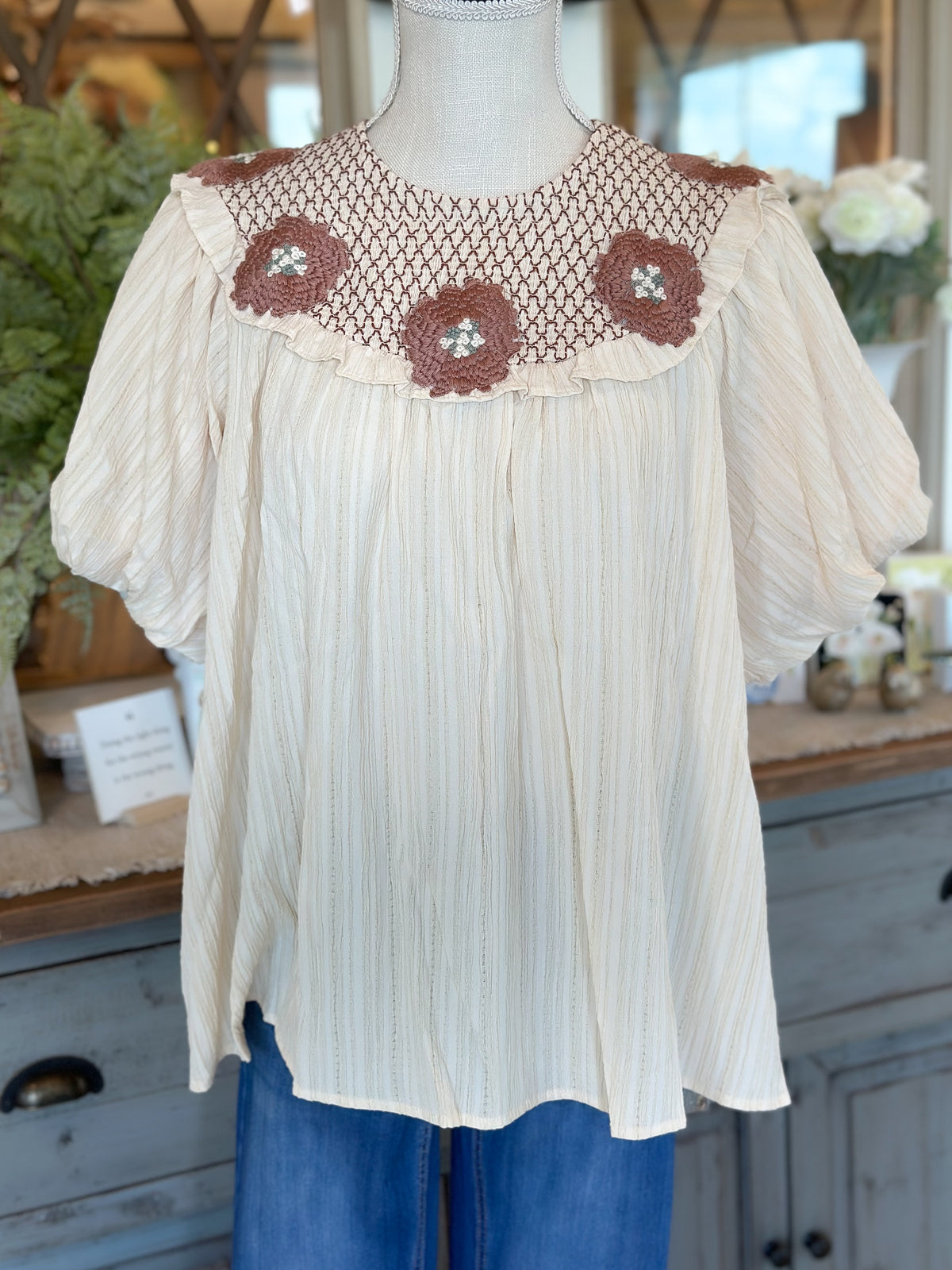Ecru Textured Round Neck Bubble Sleeve Top