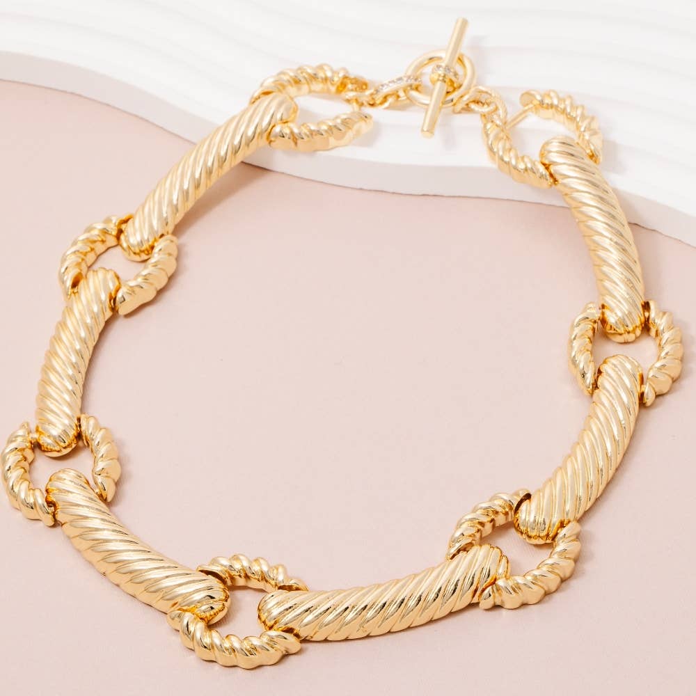 Golden Bold Link Necklace
