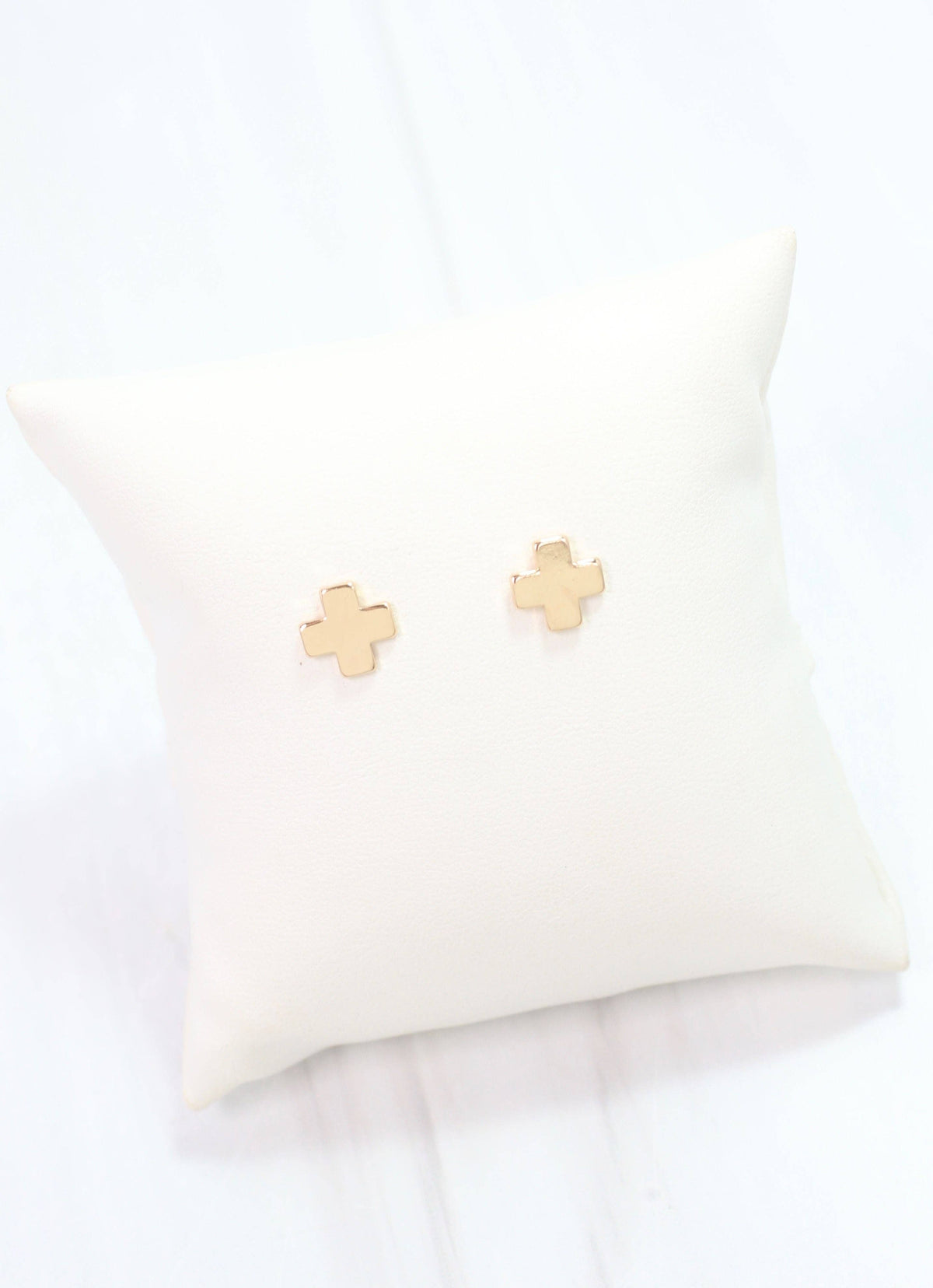 Rawls Cross Earring Gold