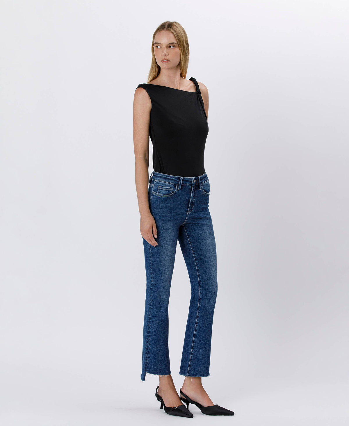 HIGH RISE RAW SIDE STEP HEM BOOTCUT JEANS LV1476: LOVE CRAFT, 26