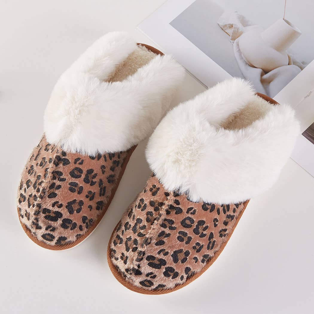 Cozy Leopard Faux Fur Lined Leopard Slippers: LEOPARD, ONE SIZE