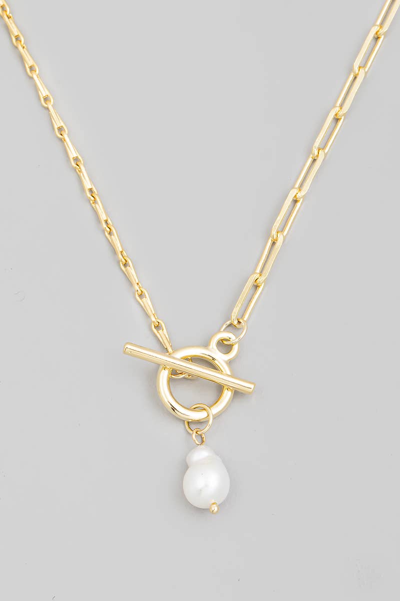 Toggle Chain Pearl Charm Necklace: Gold