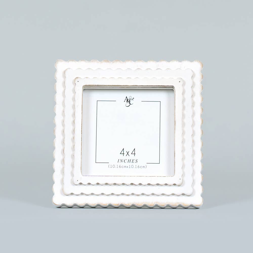 6x6x wood photo frame (SCALLOP) white