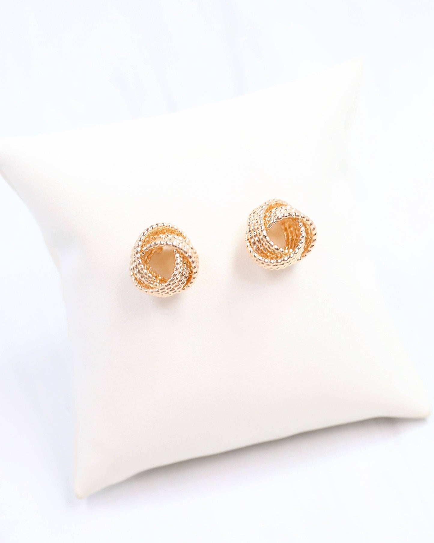 Therese Knot Earring Gold: Default