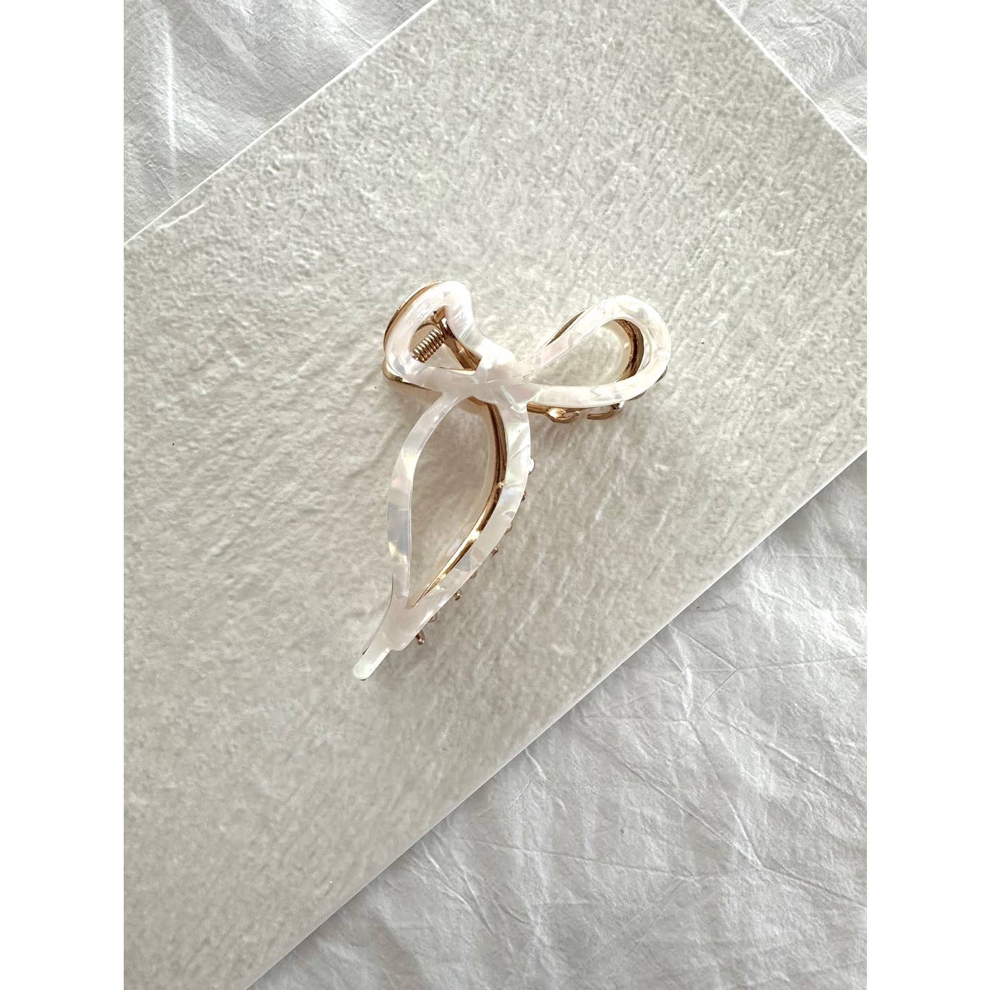 Bow Shaped Acetate and Metallic Hair Clip