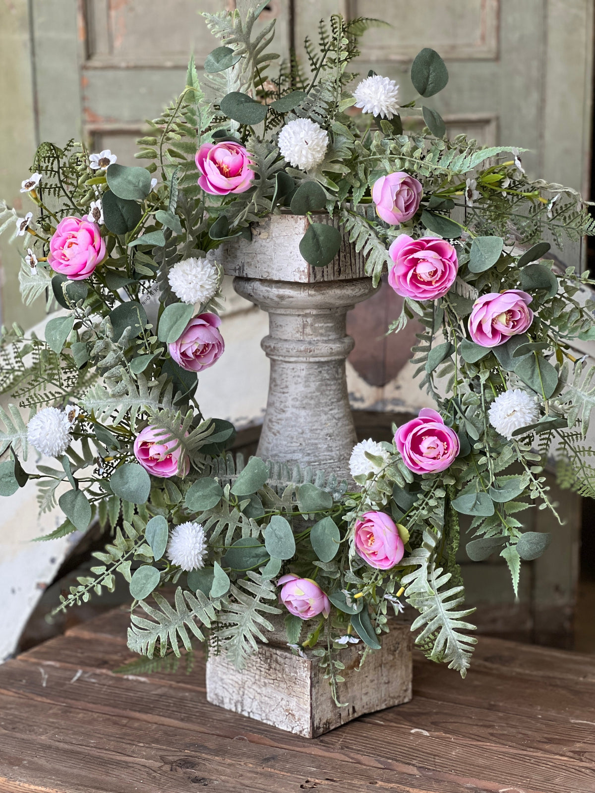 Bloomsbury Hill Wreath | 24" | Pink