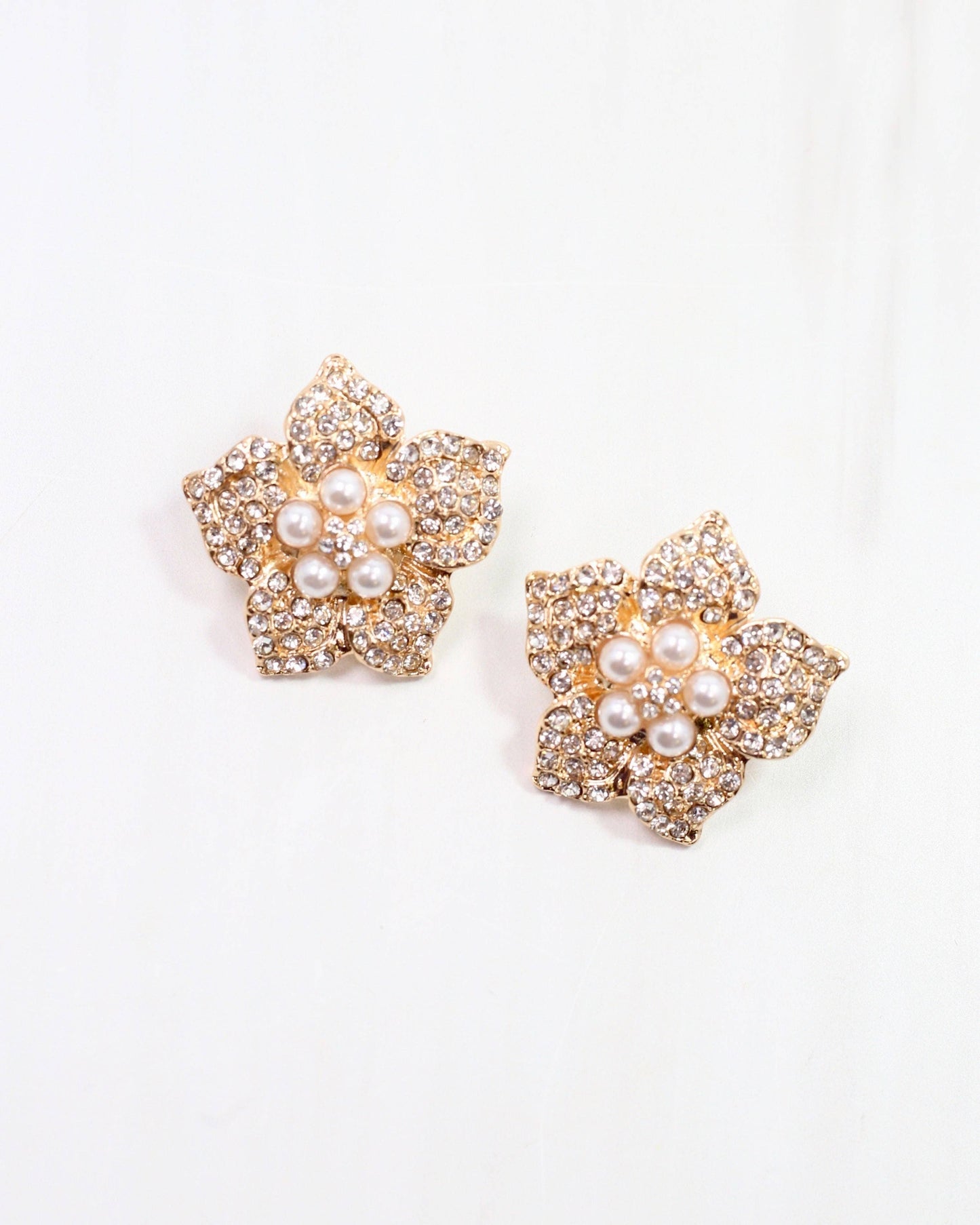 Pave Flower Post with Pearls Gold