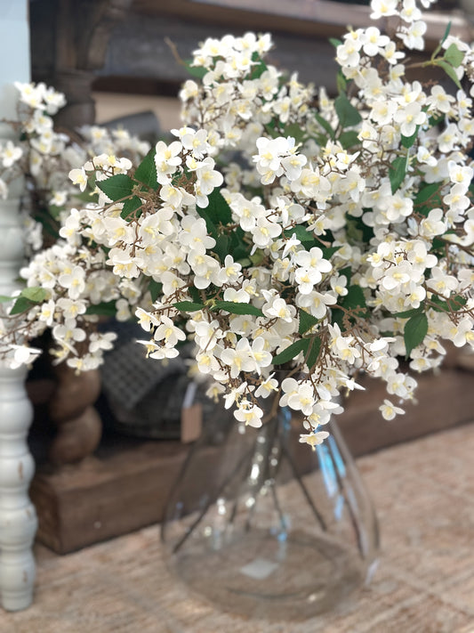 32" Canterbury Hydrangea/White
