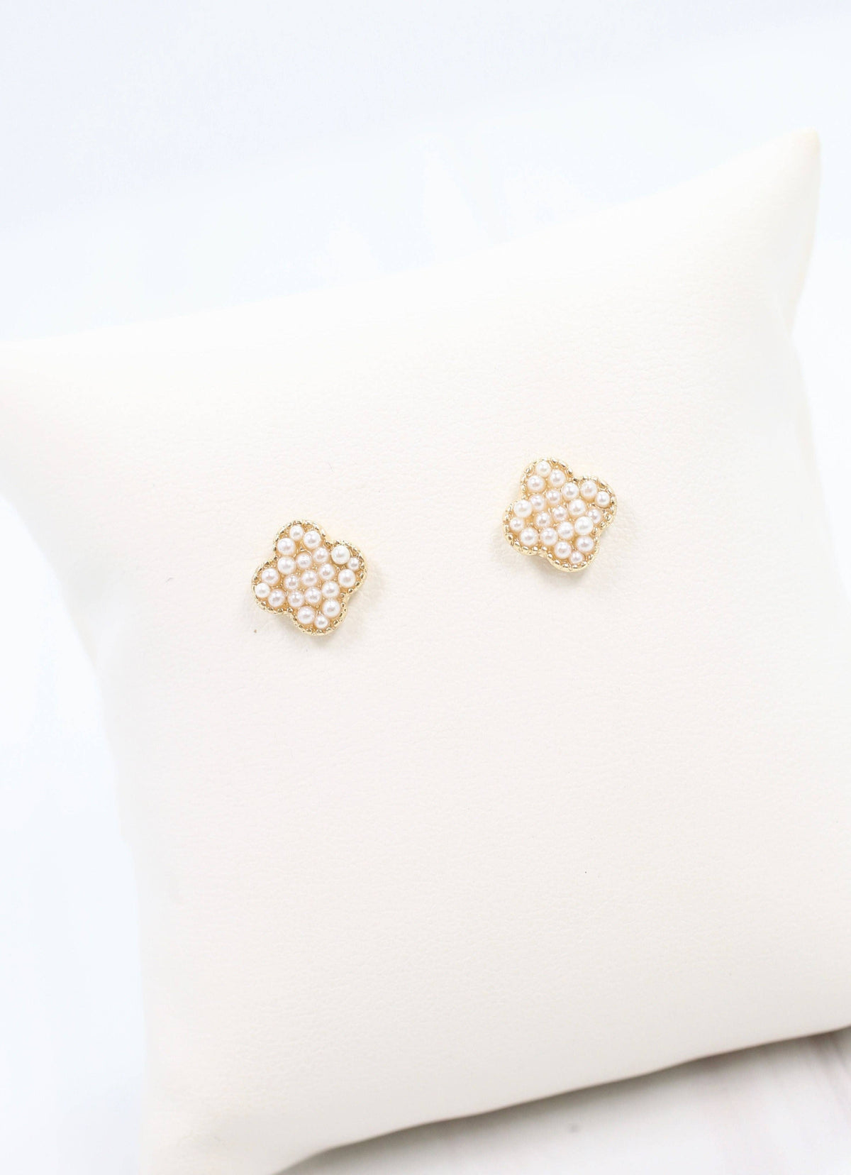 Jackee Pearl Clover Earring Ivory