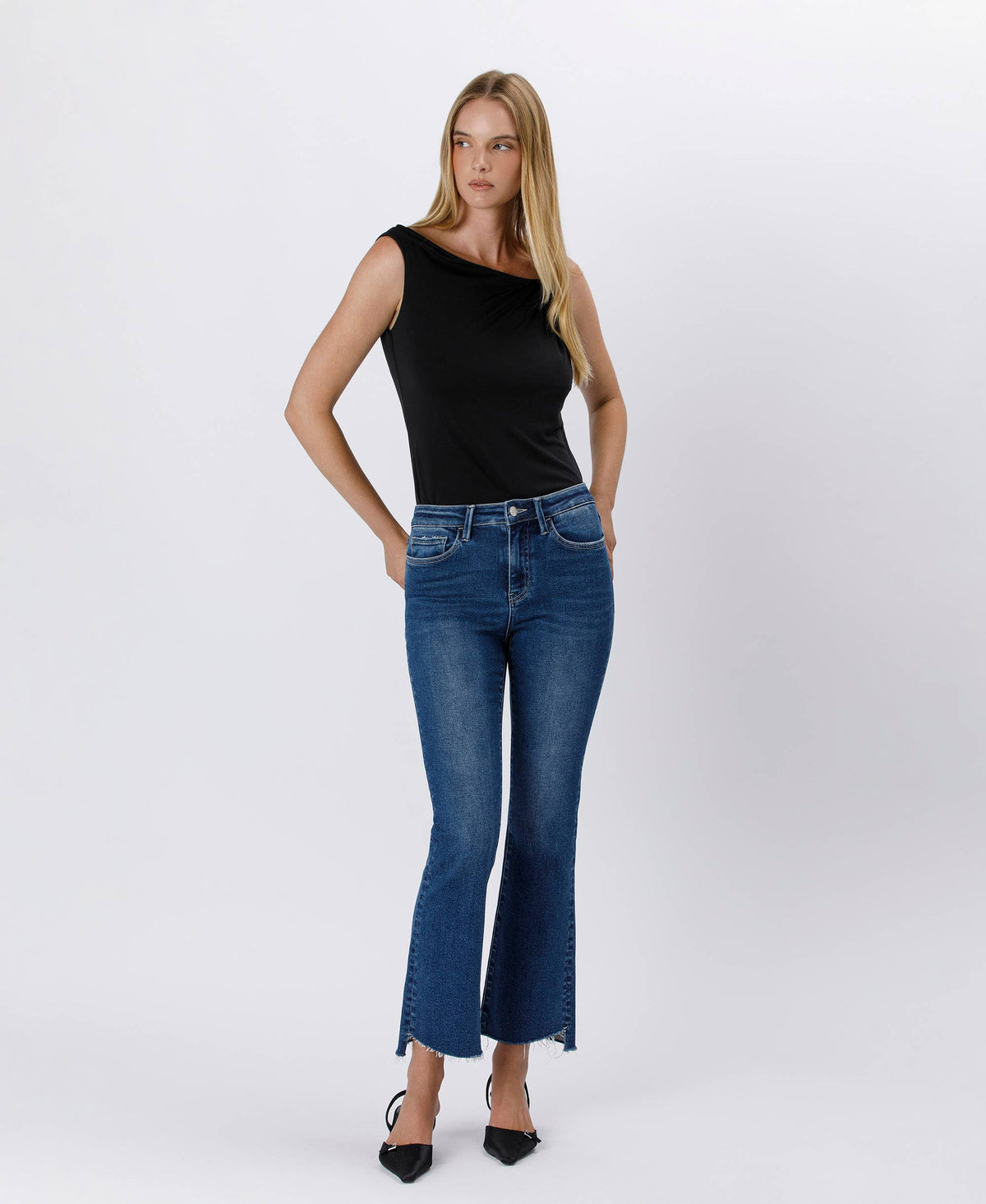 HIGH RISE RAW SIDE STEP HEM BOOTCUT JEANS LV1476: LOVE CRAFT, 26