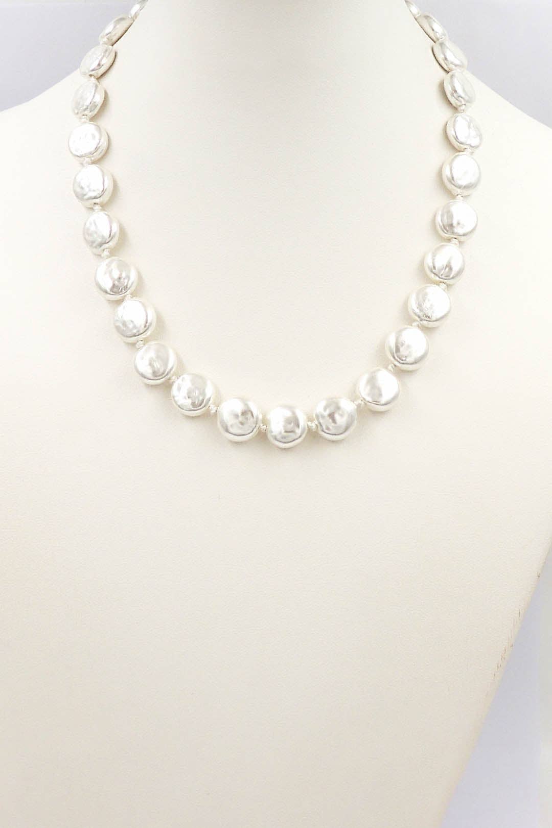Coin Pearl 16"-18" Necklace
