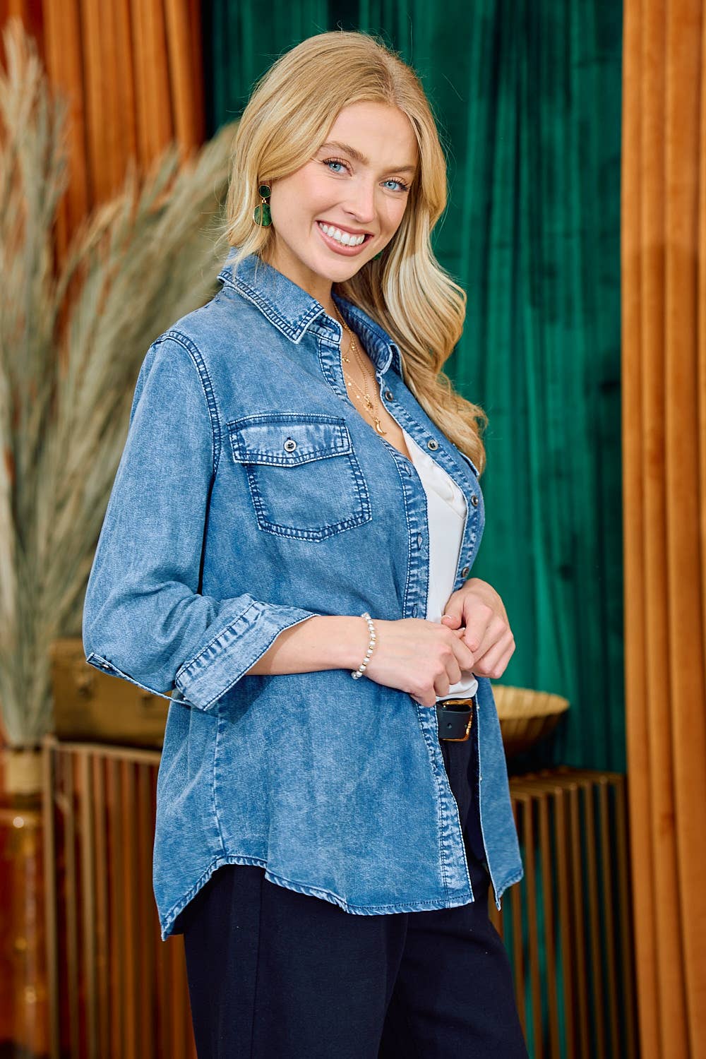 Chambray Button Down Shirt With Roll up Sleeve - 41778T: Lt.Denim, L