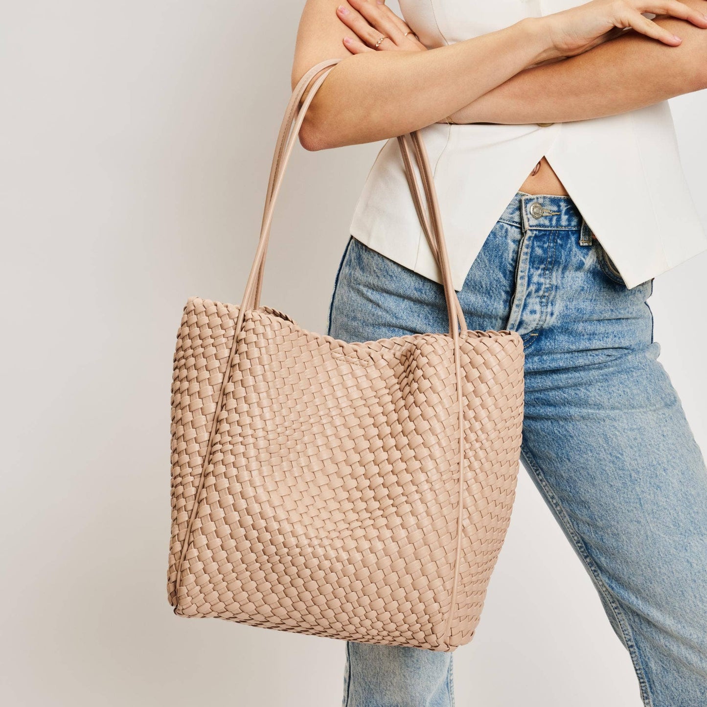 Gladys Woven Tote: Nude