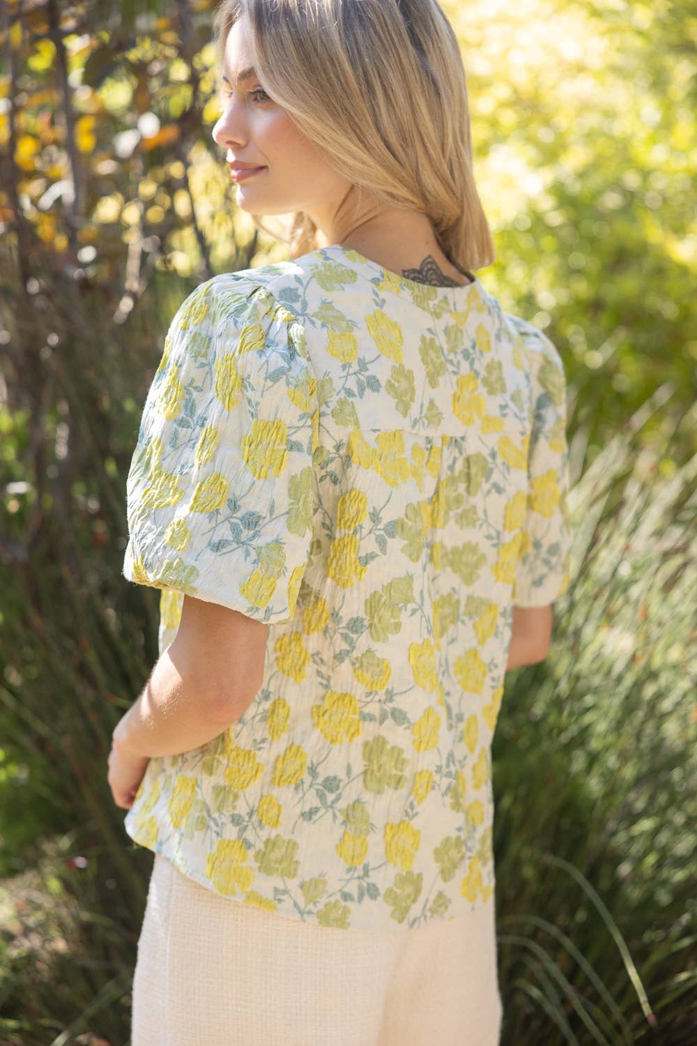 Floral Jaquard Puff Sleeve Top/yellow